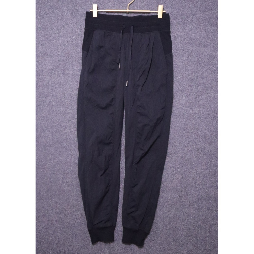 Lululemon Dance Studio Jogger Women 4 Black Everyday Athleisure Performance EUC - Picture 1 of 4